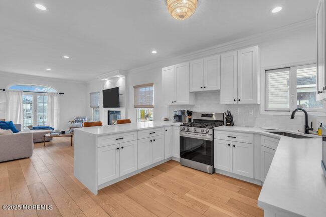 Interior, Kitchen, Living room, Recessed Lighting, Stainless Steel Appliances, Wood Texture Flooring