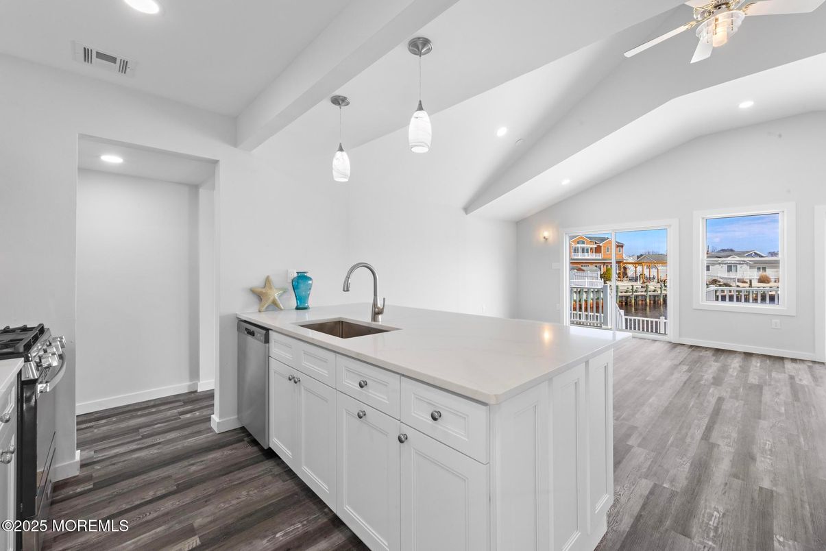 Interior, Kitchen, Pendant Lights, Recessed Lighting, Wood Texture Flooring