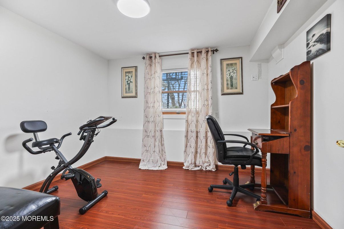 Fitness Equipment, Home Office, Interior, Wood Texture Flooring