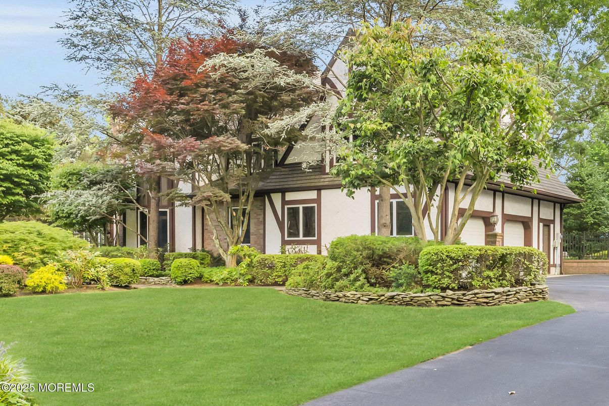 Backyard, Exterior, Facade, Tudor Revival