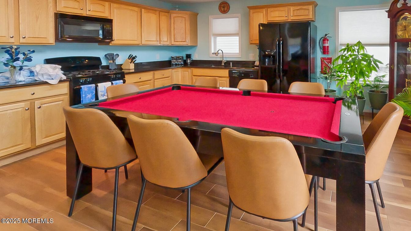 Billiard Table, Dining room, Interior, Kitchen, Wood Texture Flooring