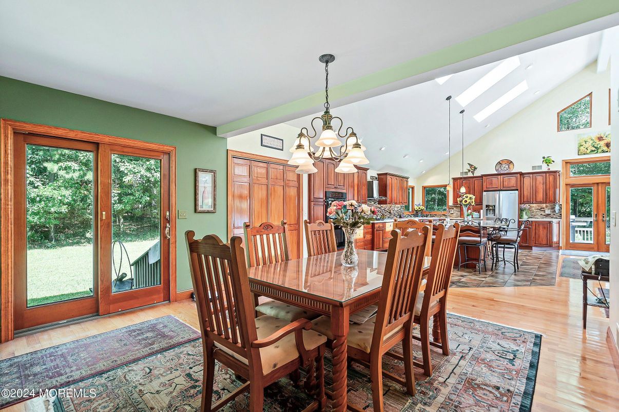 Chandelier, Dining room, Interior, Kitchen, Wood Texture Flooring