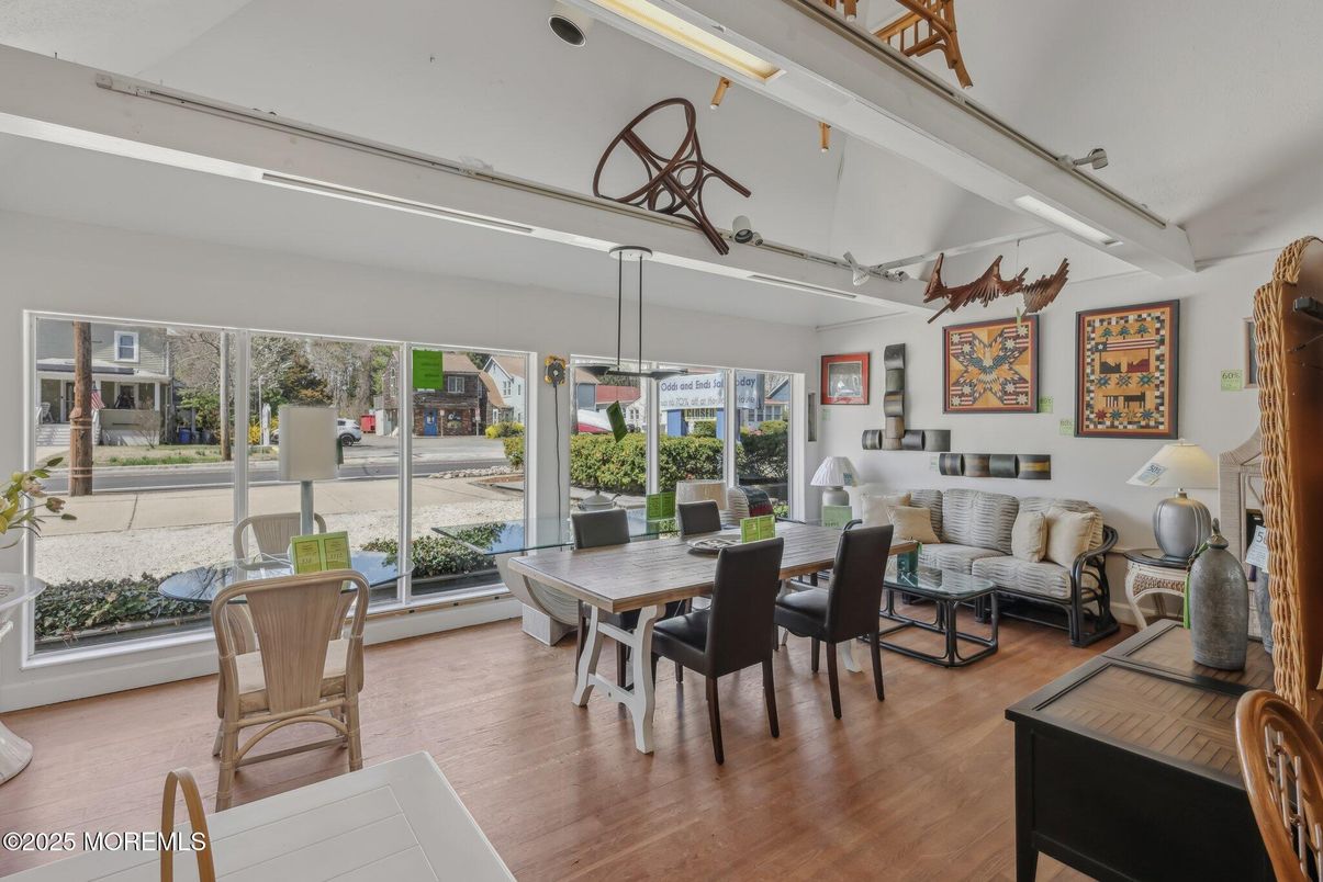Dining room, Interior, Living room, Wood Texture Flooring