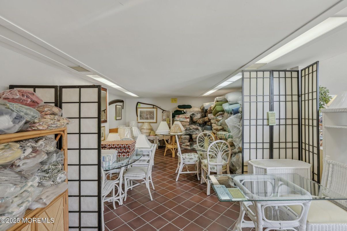Dining room, Interior