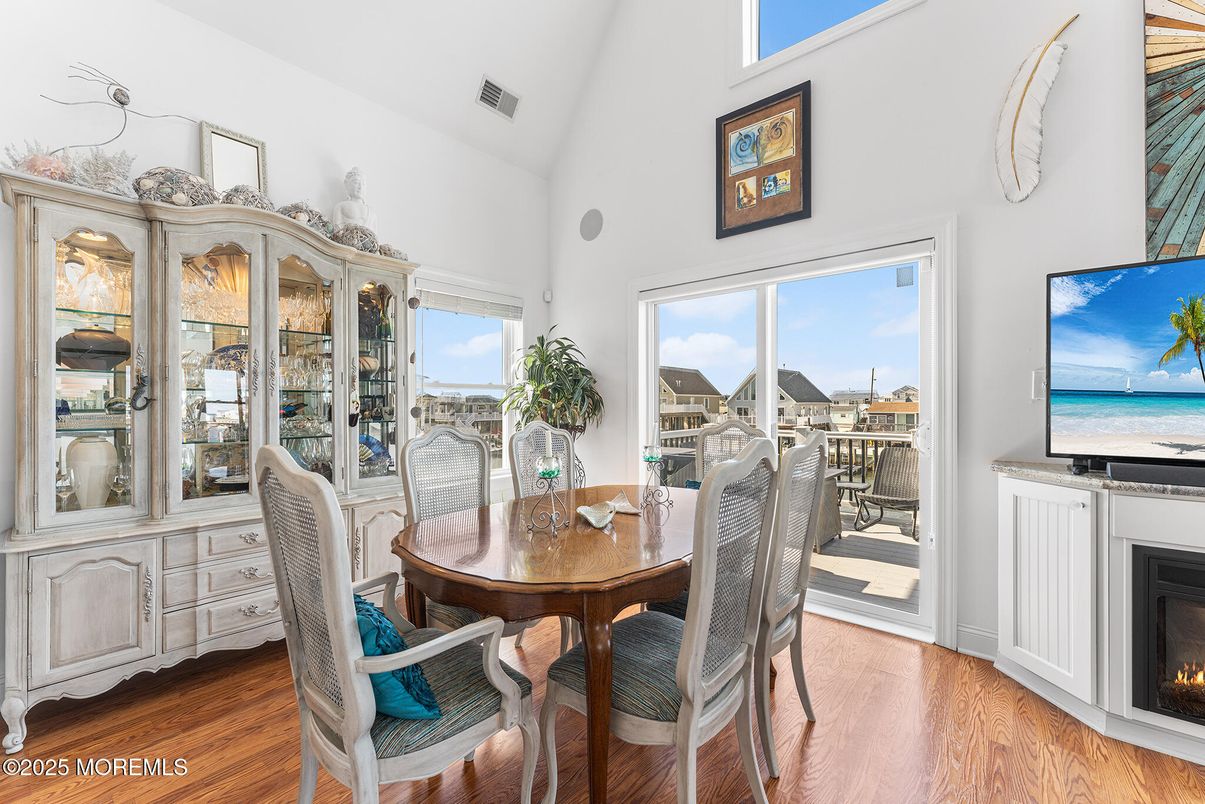 Dining room, Fireplace, Interior, Wood Texture Flooring