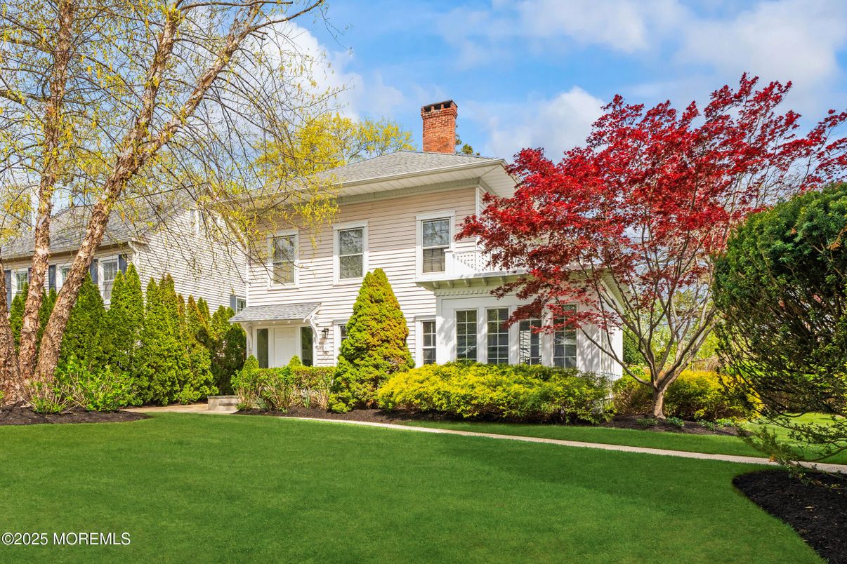 Backyard, Exterior, Facade, Georgian
