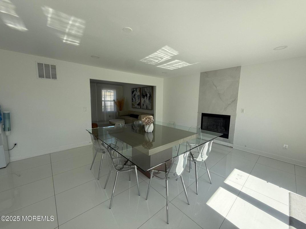 Dining room, Fireplace, Interior, Recessed Lighting