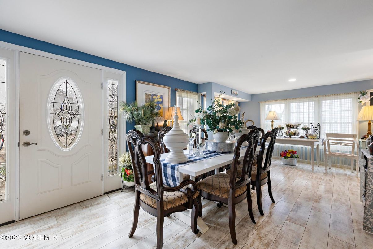 Dining room, Interior, Recessed Lighting, Wood Texture Flooring