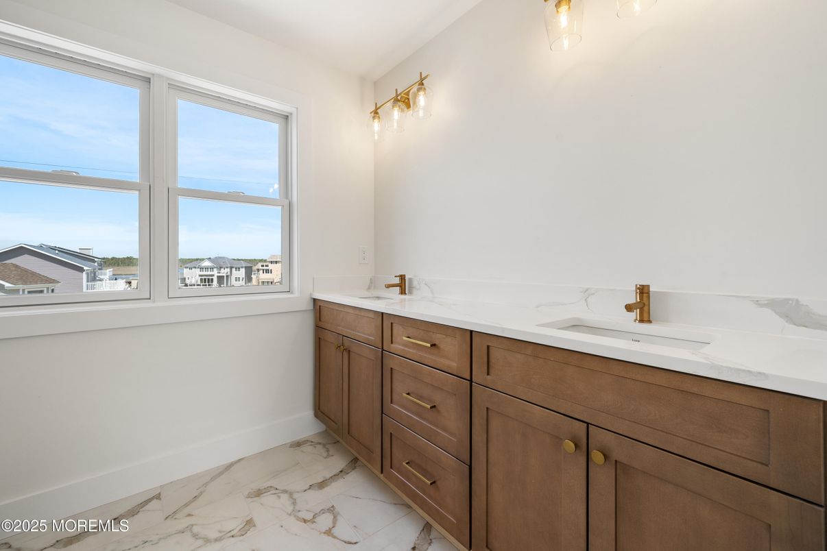 Bathroom, Dual Sink Vanities, Interior, Marble