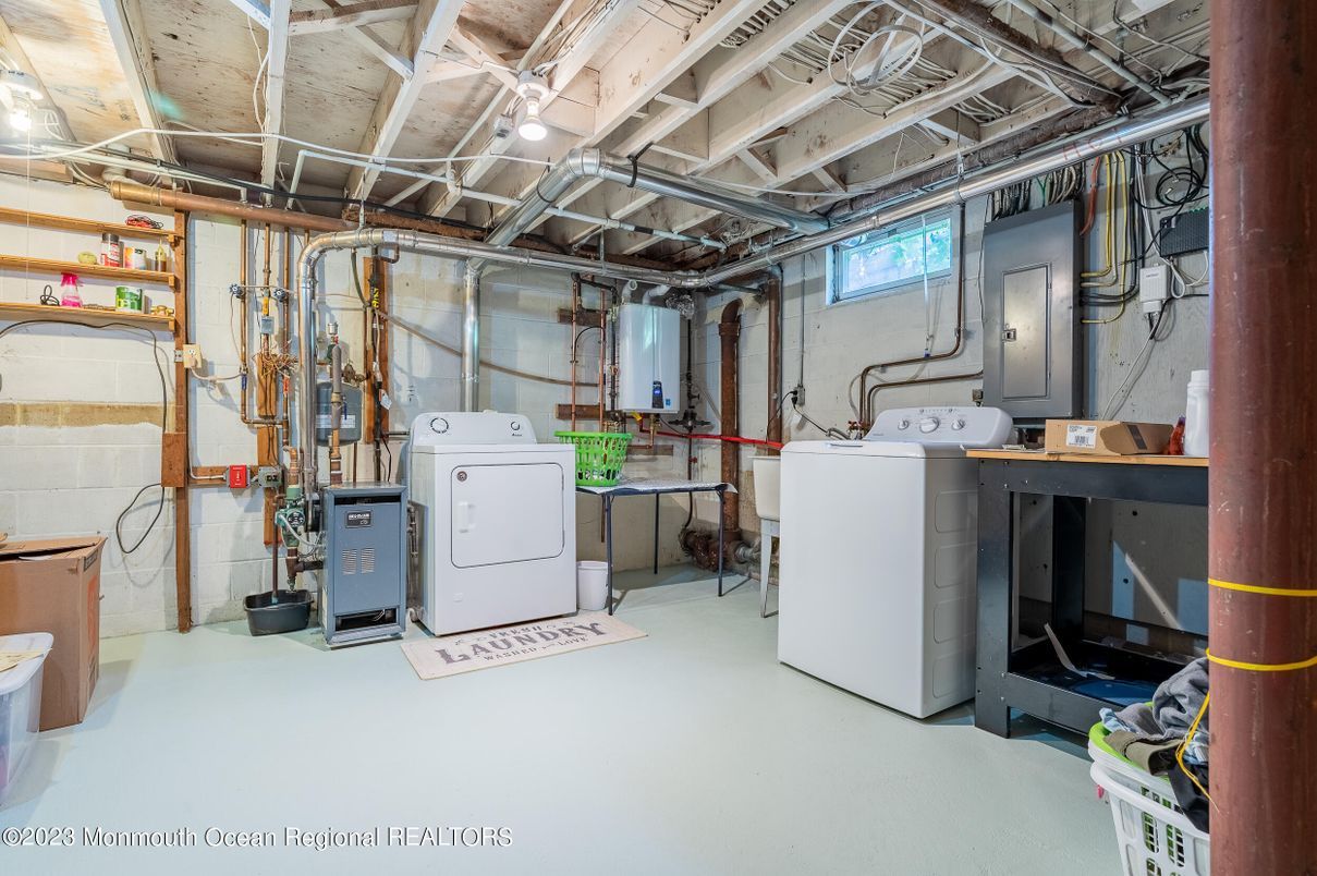 Interior, Washer