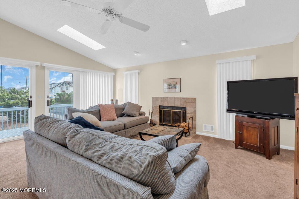 Fireplace, Interior, Living room, Recessed Lighting