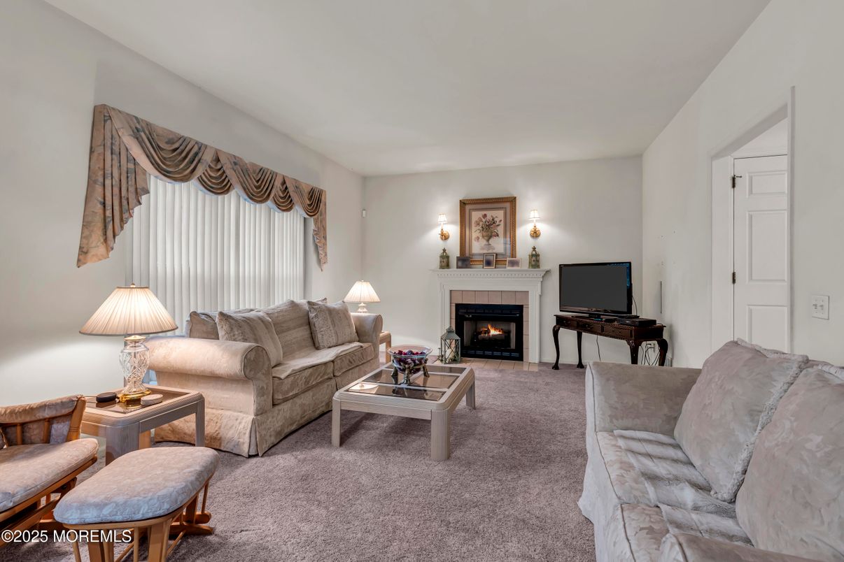 Fireplace, Interior, Living room