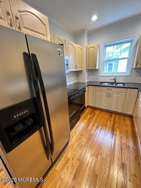 DE Listing image placeholder