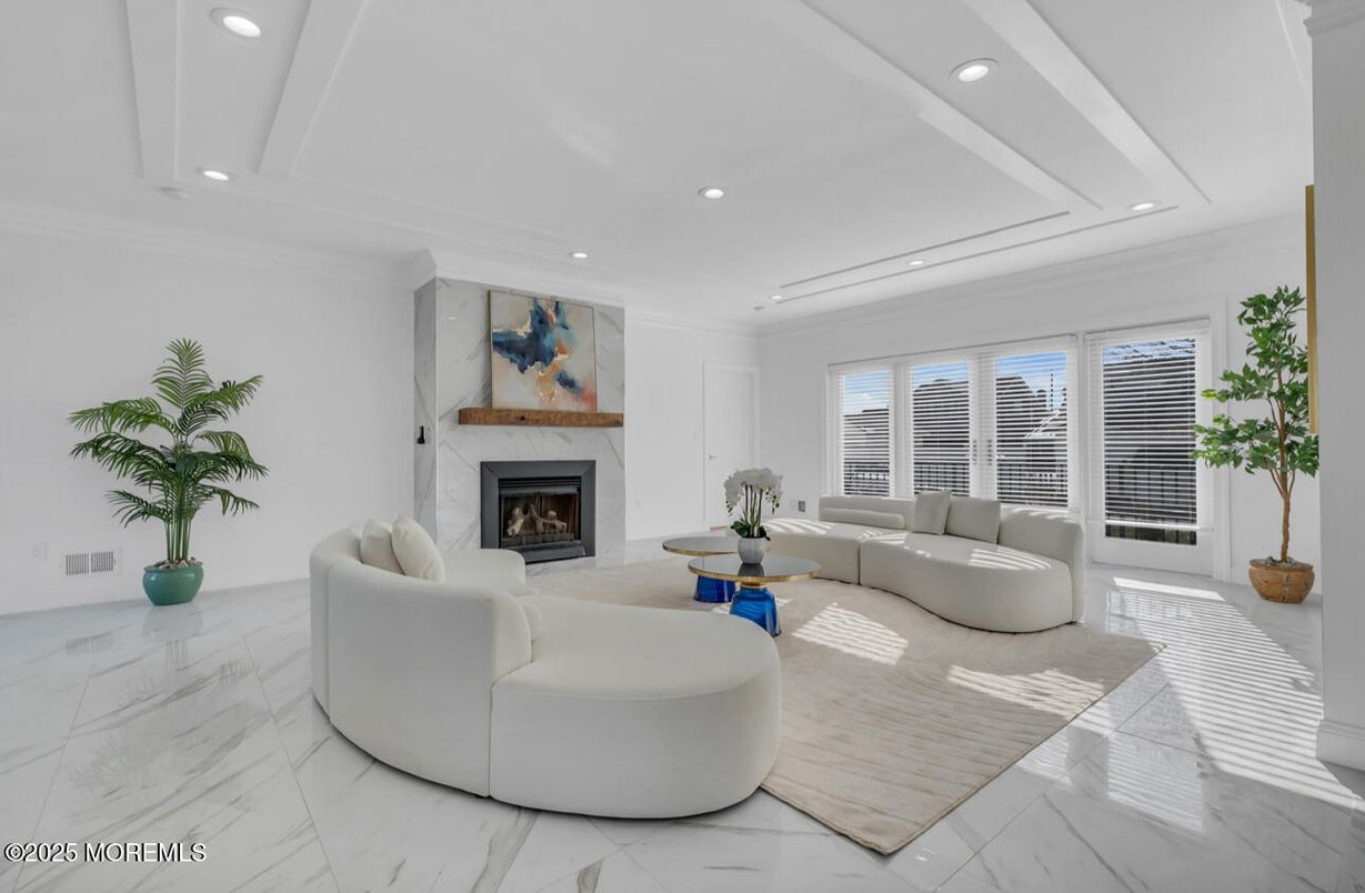 Fireplace, Interior, Living room, Marble, Recessed Lighting