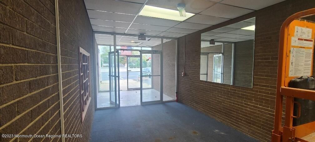 Interior, Recessed Lighting, Stone Walls