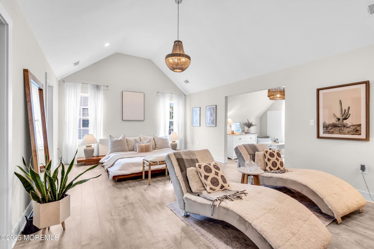 Bedroom, Interior, Pendant Lights, Recessed Lighting, Wood Texture Flooring