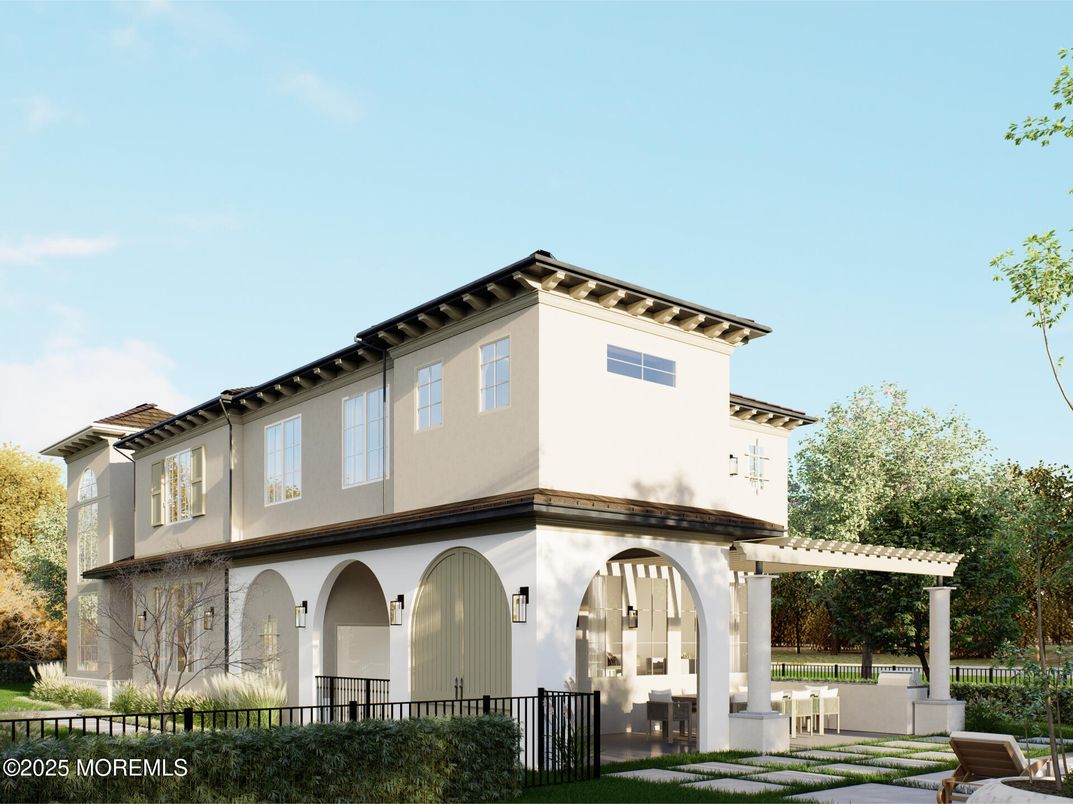 Exterior, Facade, Mediterranean