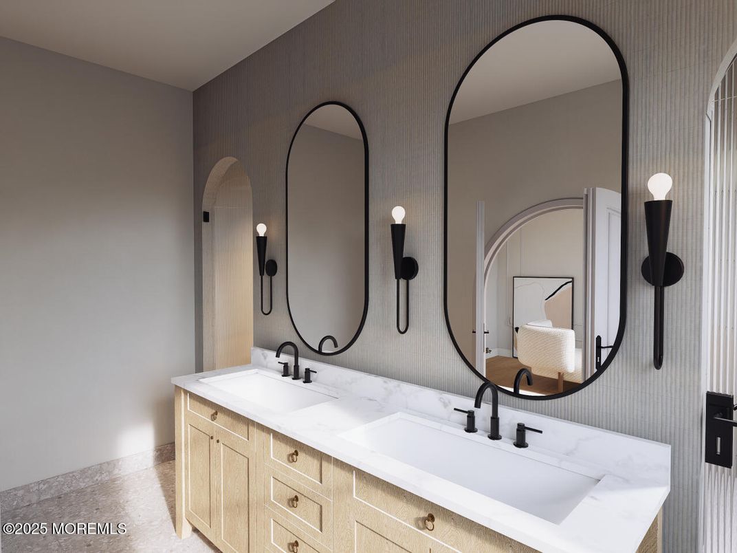 Bathroom, Dual Sink Vanities, Interior