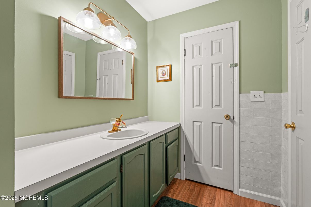 Bathroom, Interior, Wood Texture Flooring