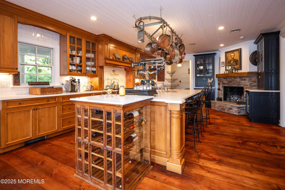 Fireplace, Interior, Kitchen, Recessed Lighting, Wood Texture Flooring