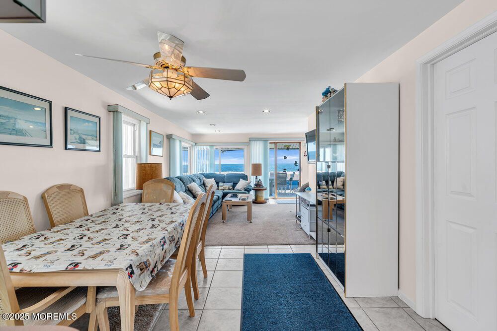 Dining room, Interior, Living room, Recessed Lighting