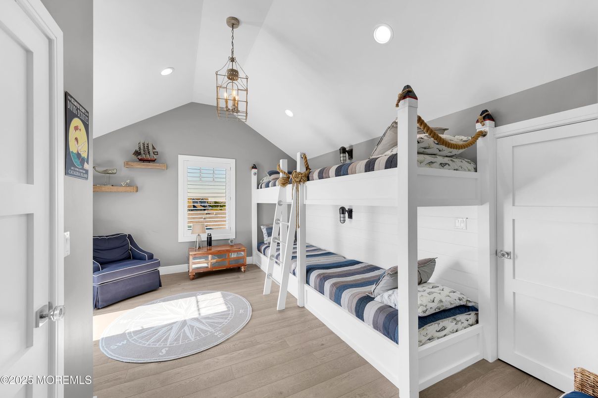 Bedroom, Interior, Pendant Lights, Recessed Lighting, Wood Texture Flooring