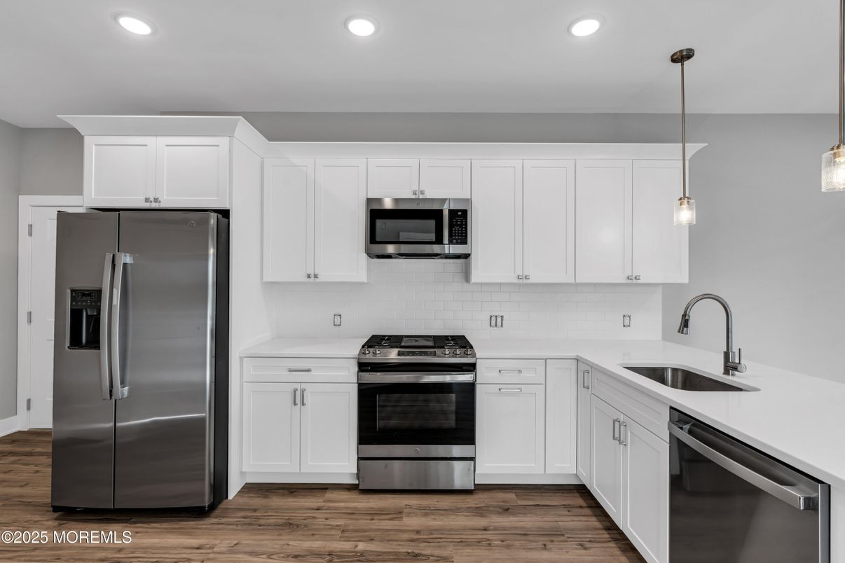 Interior, Kitchen, Pendant Lights, Recessed Lighting, Stainless Steel Appliances, Wood Texture Flooring
