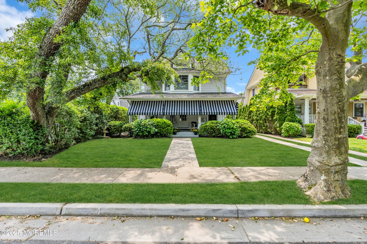 Backyard, Exterior, Facade, Georgian