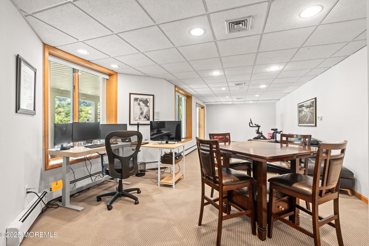 Fitness Equipment, Home Office, Interior, Recessed Lighting