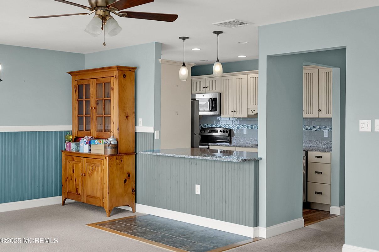 Interior, Kitchen, Pendant Lights, Recessed Lighting, Stainless Steel Appliances