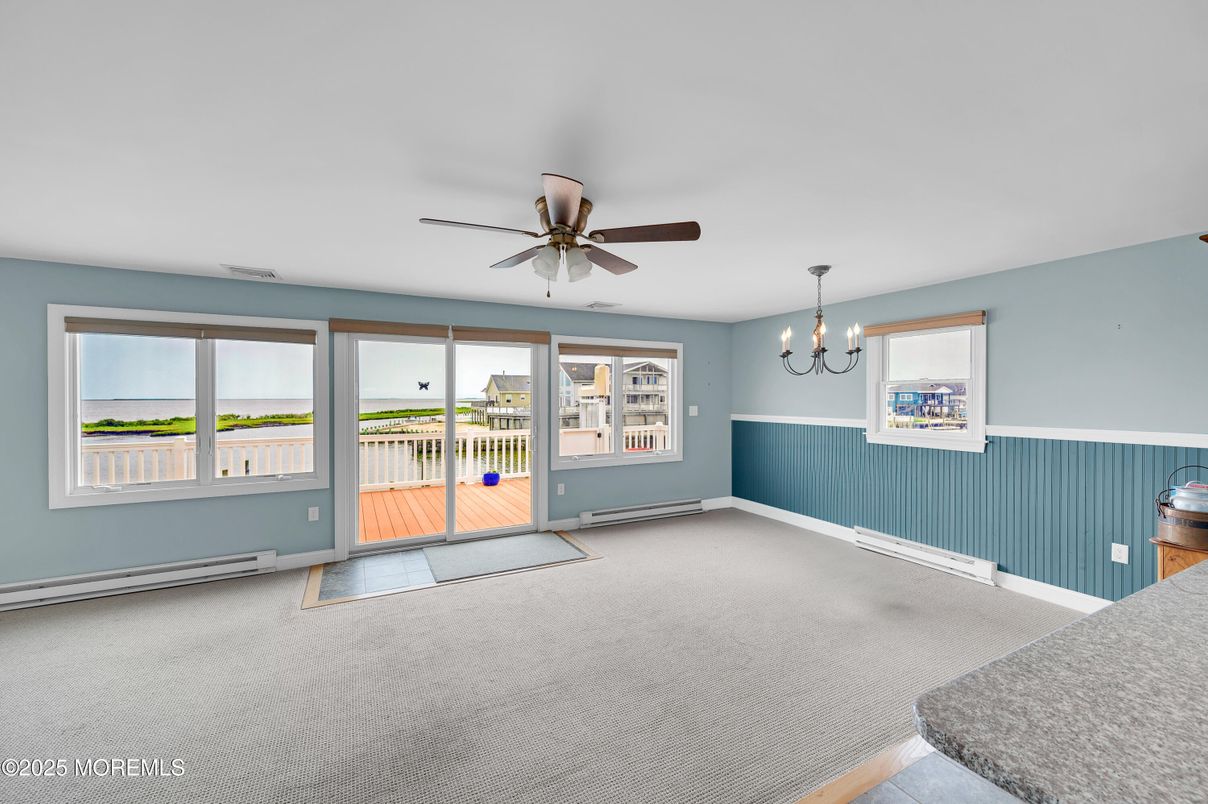 Chandelier, Empty room, Interior