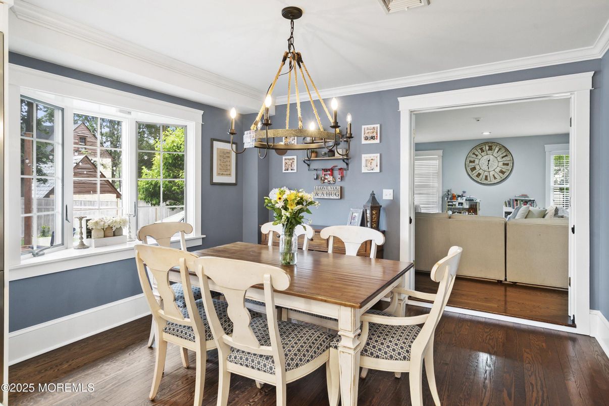Chandelier, Dining room, Interior, Pendant Lights, Wood Texture Flooring