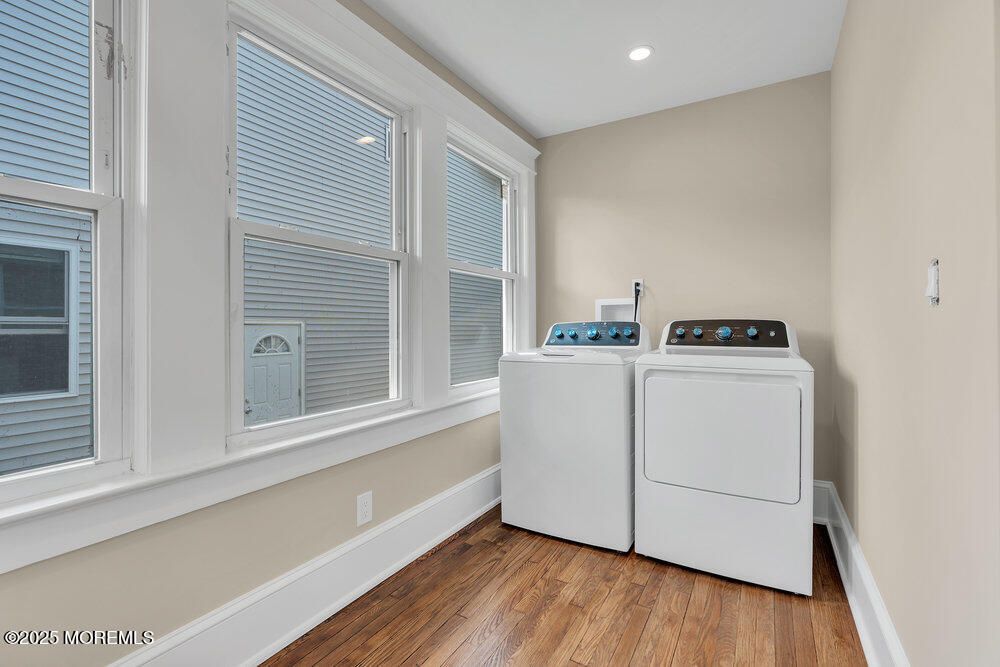 Interior, Recessed Lighting, Utility Closets, Washer, Wood Texture Flooring