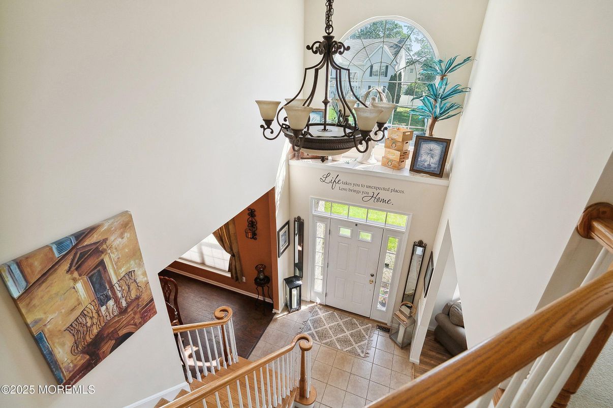 Chandelier, Interior
