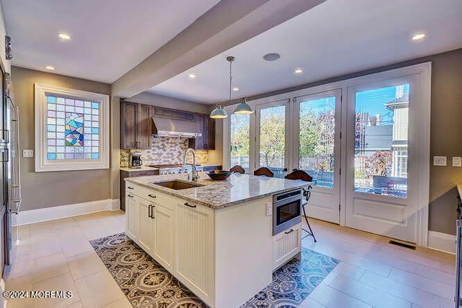 Interior, Kitchen, Pendant Lights, Recessed Lighting, Stainless Steel Appliances
