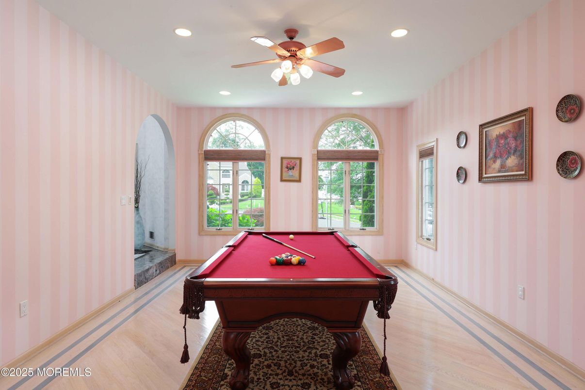 Billiard Table, Game Room, Interior, Recessed Lighting, Wood Texture Flooring