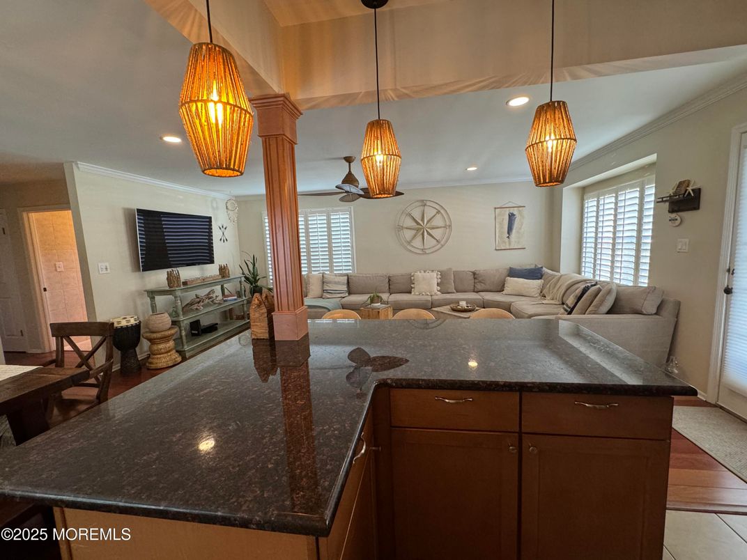 Interior, Living room, Pendant Lights, Recessed Lighting, Wood Texture Flooring