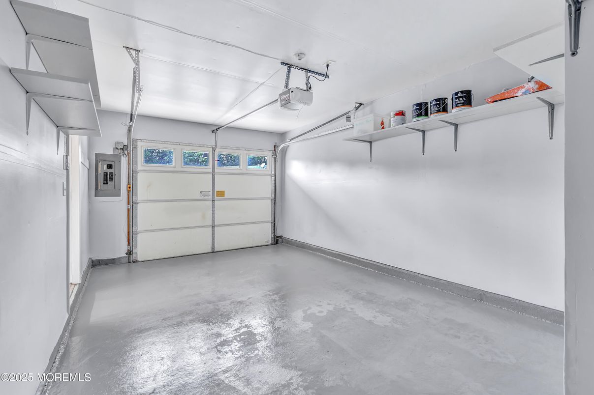 Garage, Interior