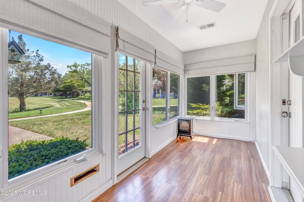 Interior, Sun Room, Wood Texture Flooring