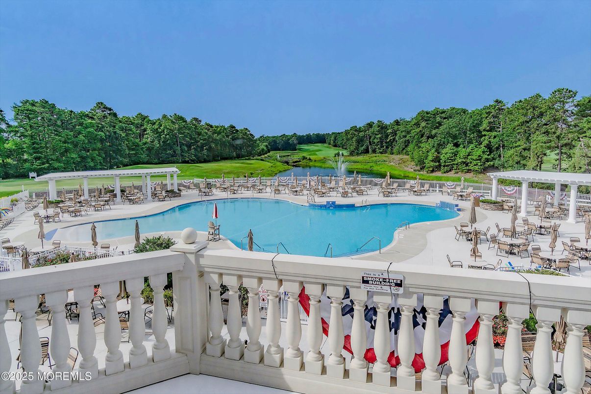 Exterior, Pool, Water