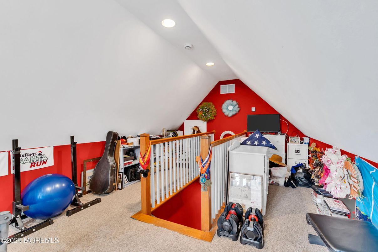 Fitness Equipment, Interior, Recessed Lighting