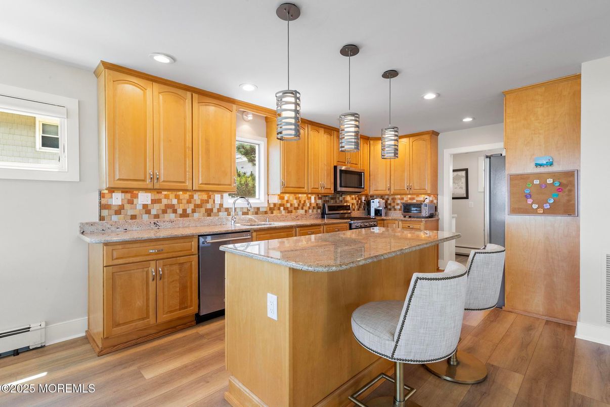 Interior, Kitchen, Pendant Lights, Recessed Lighting, Wood Texture Flooring