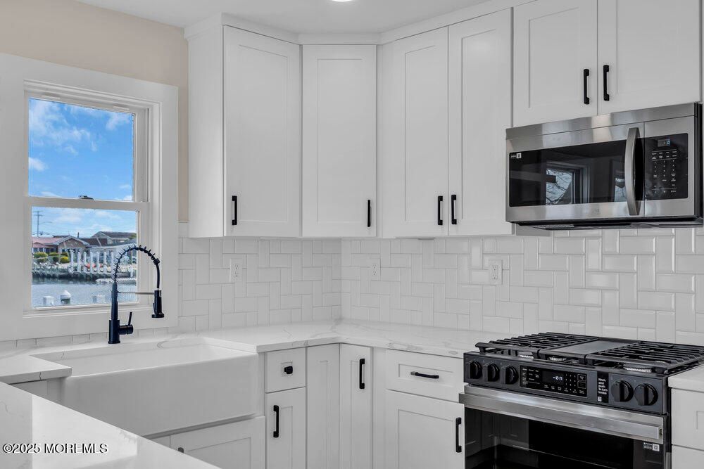Interior, Kitchen, Recessed Lighting, Stainless Steel Appliances, Water