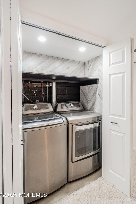 Interior, Marble Walls, Recessed Lighting, Utility Closets, Washer