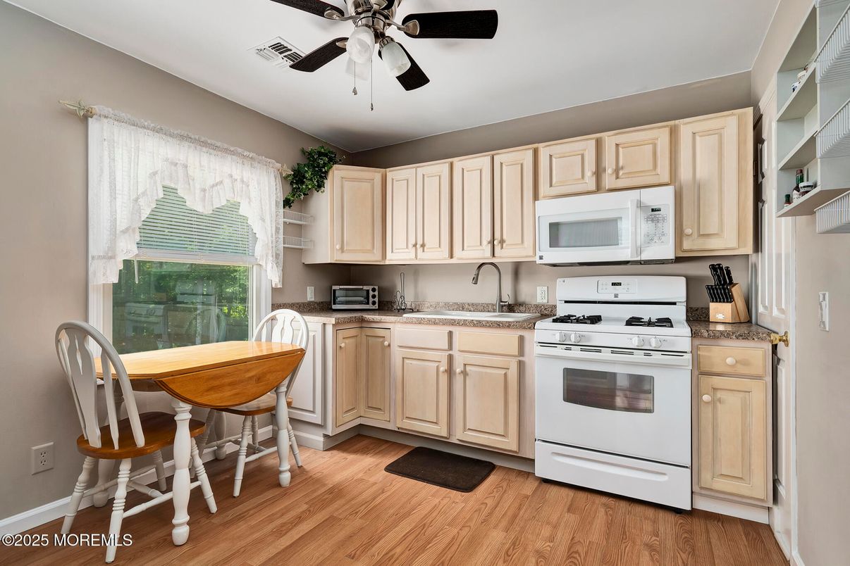 Interior, Kitchen, Wood Texture Flooring