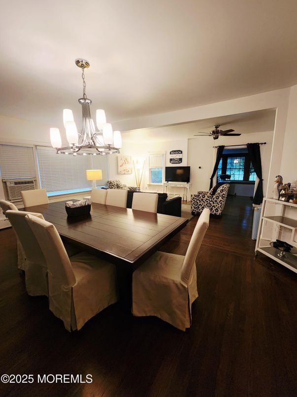 Chandelier, Dining room, Interior, Living room, Wood Texture Flooring