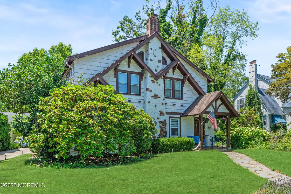Backyard, Exterior, Facade, Tudor Revival