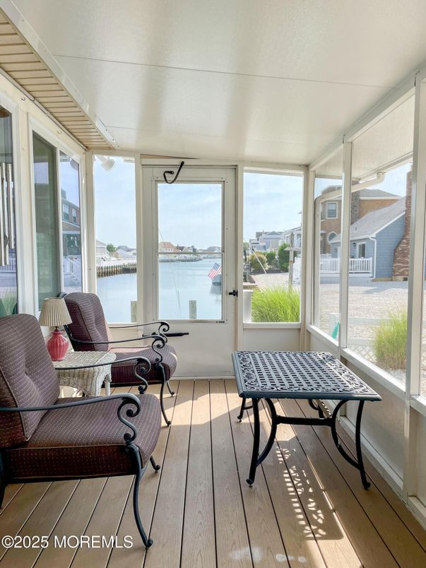 Interior, Sun Room, Water, Wood Texture Flooring