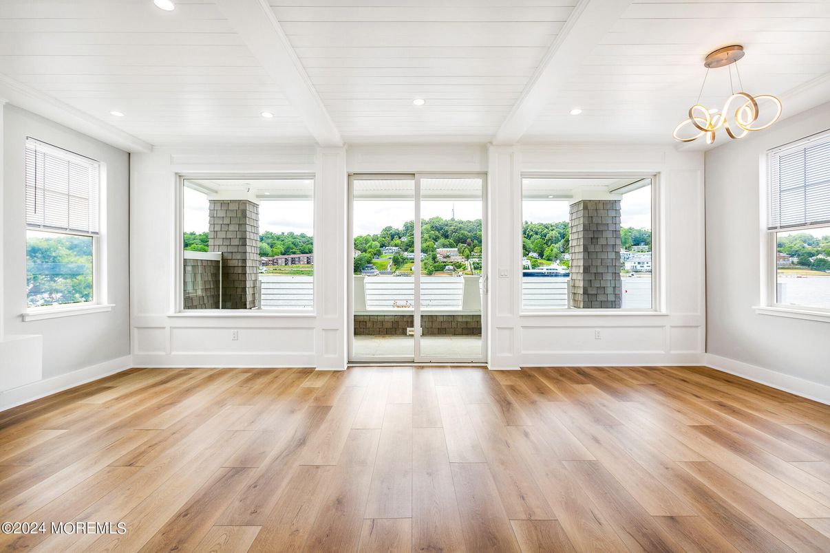 Empty room, Interior, Pendant Lights, Recessed Lighting, Wood Texture Flooring