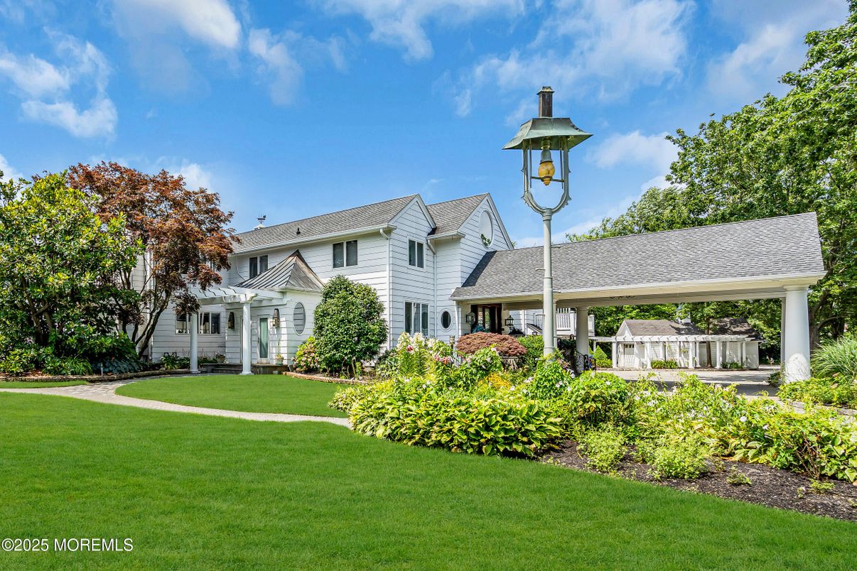 Attached, Backyard, Exterior, Facade, French Provincial
